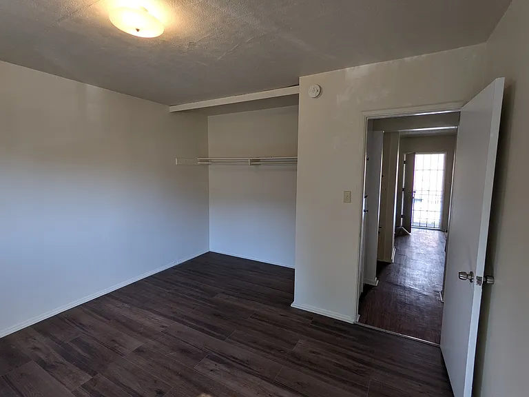 821 Olive Ave #5 — Photo 11