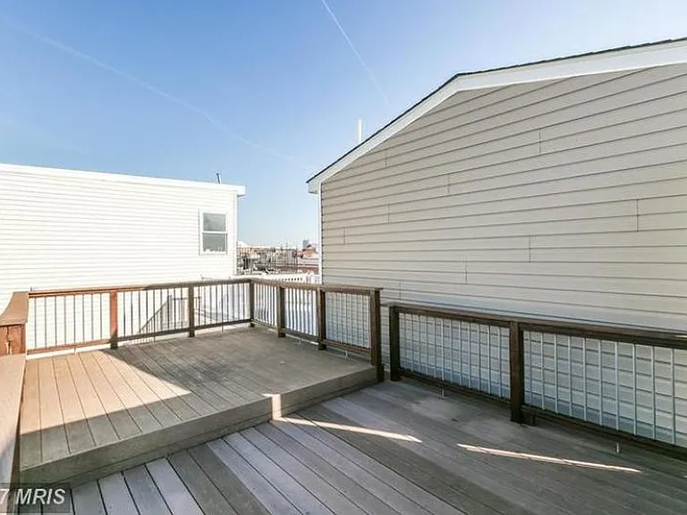 30 E Heath St #PRIMARYROOM — Photo 22