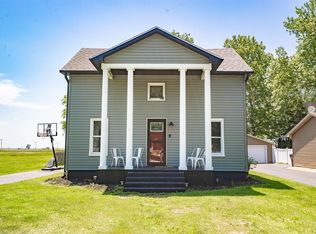 410 E Odell St, Gardner, IL 60424