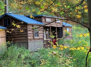 112 Riverside Dr, Elmora, PA 15737