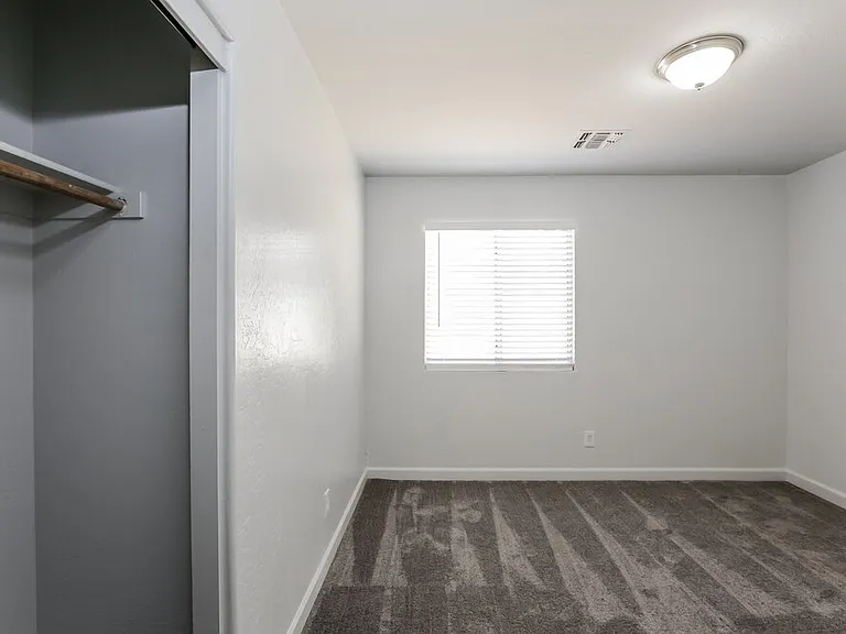 6417 W Magnolia St — Photo 13