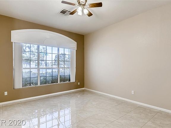 5th image of 300 Sunnyvale St