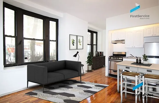 Rented by FirstService Realty (legacy) | media 3