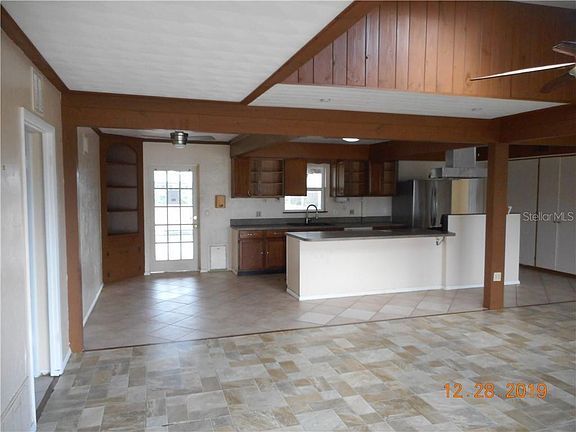 4th image of 1313 Laurel Ave