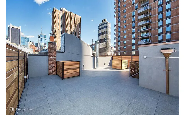 Rented by Douglas Elliman | media 21