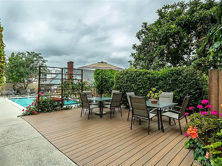 4660 Coldwater Canyon Ave #16 — Photo 17