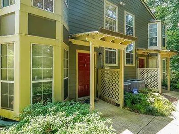 1406 Riverview Dr SE, Marietta, GA 30067