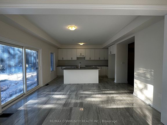 2nd image of 1220 Shankel Rd