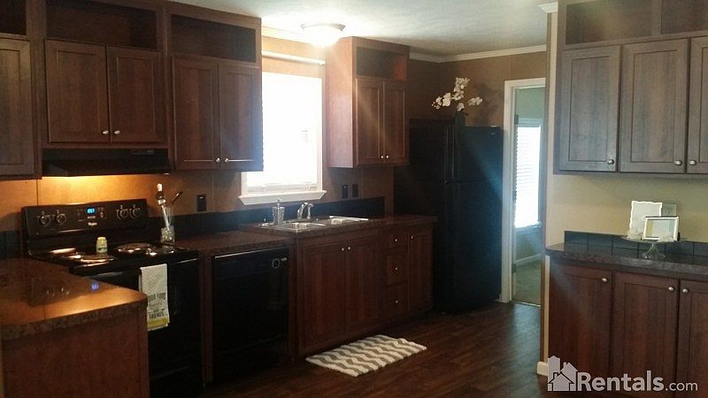 1st image of 351 Bobby Ave