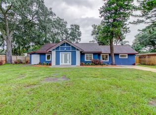 817 W Country Club Dr, Tampa, FL 33612