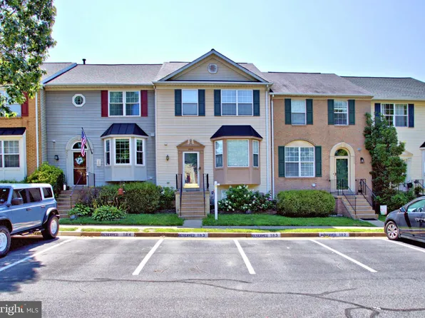 5545 Stroud Ct, Centreville, VA 20120