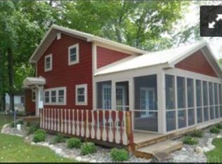 9320 E 430th Rd S, Wolcottville, IN