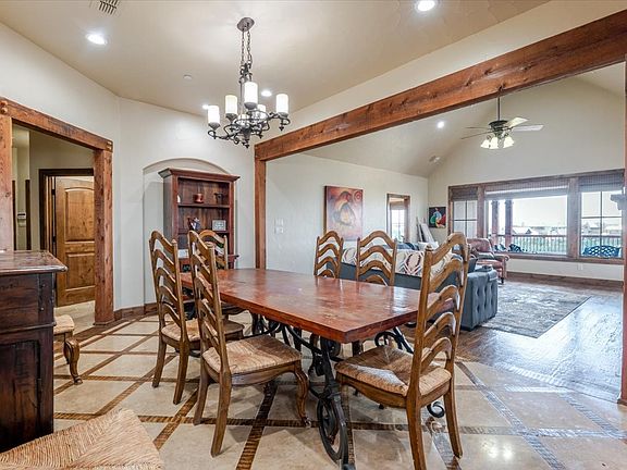 4th image of 1633 Scenic Dr Unit 303