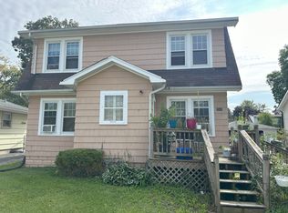 1531 W Monroe St, Waukegan, IL 60085