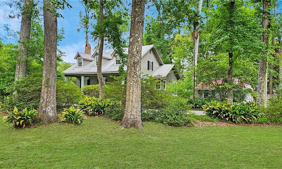 1st image of 140 Chinchuba Gardens Dr