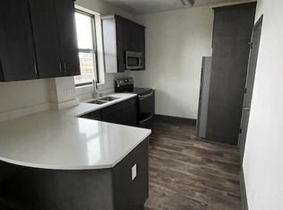 117 N 2nd St #B, Watertown, WI 53094