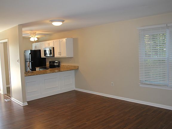 Dining area and counter sitting area