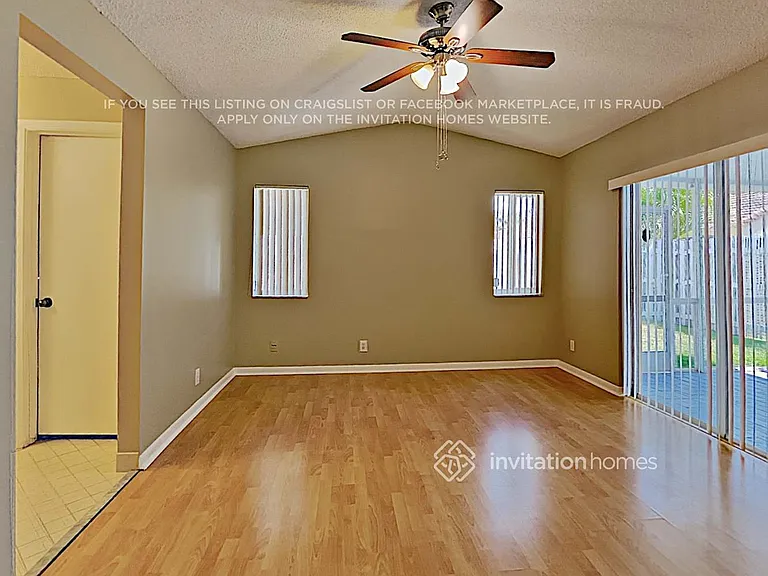 1380 Presidio Dr — Photo 9
