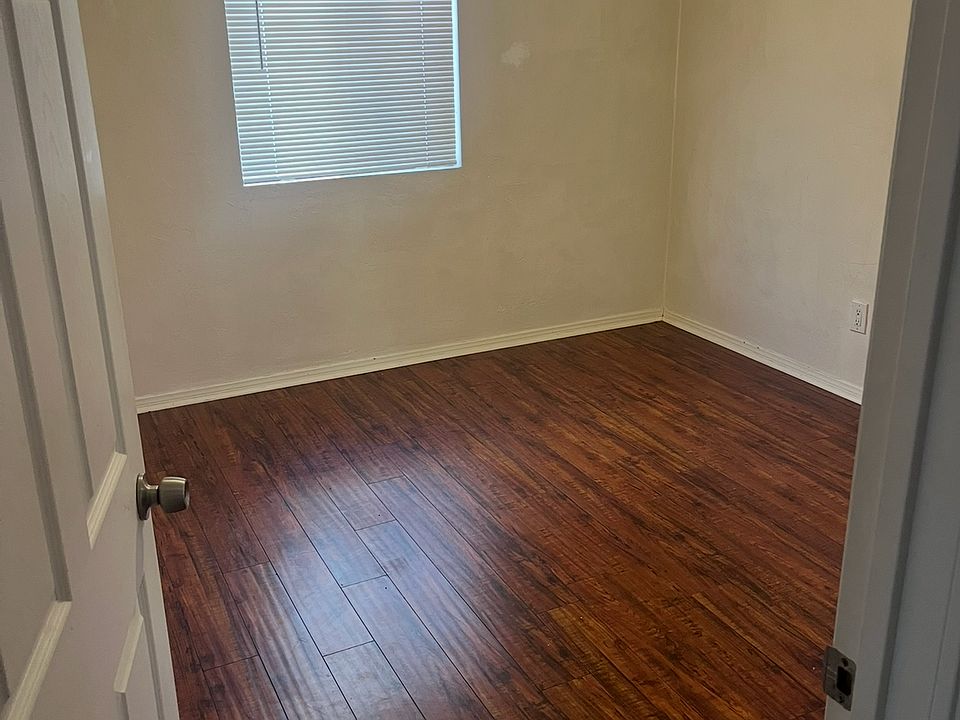 1st image of 962 Wilbur Ave