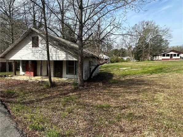 460 4th Ave NW, Fayette, AL 35555