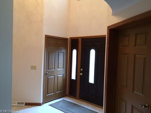 4th image of 18443 Admiralty Dr