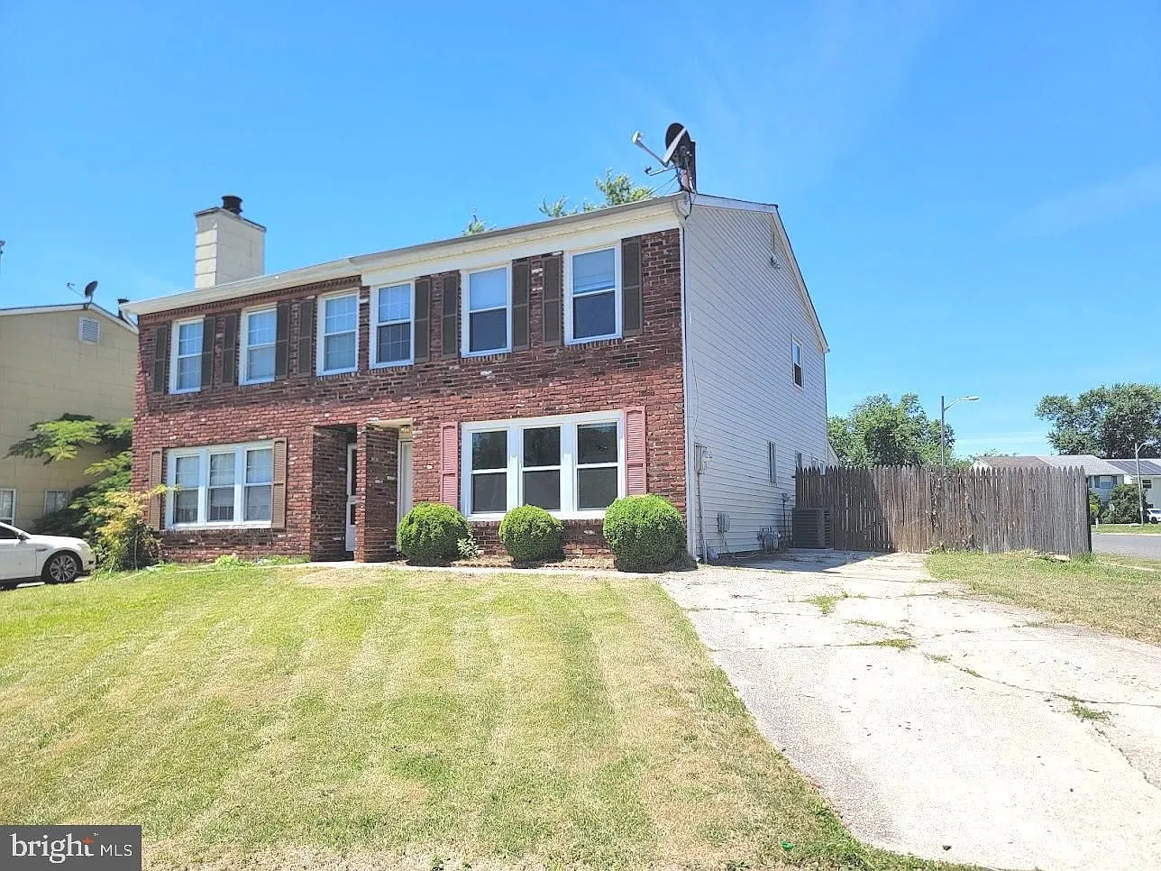 3 bed, 1.5 bath, 1508 sqft, $2,200 — Photo 4