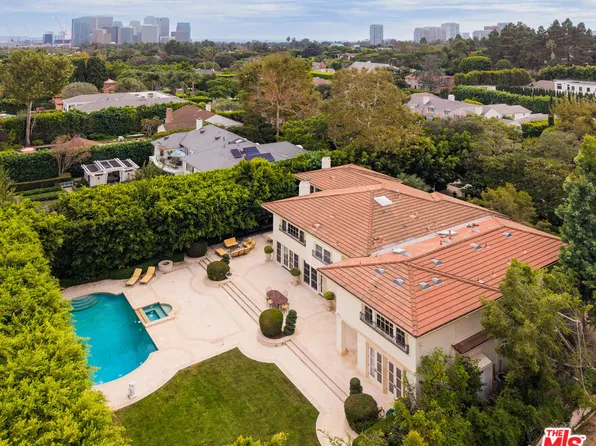 916 N Whittier Dr, Beverly Hills, CA 90210