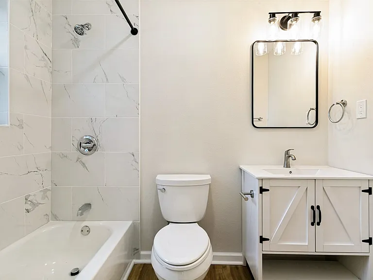 904 Bryan Dr — Photo 11
