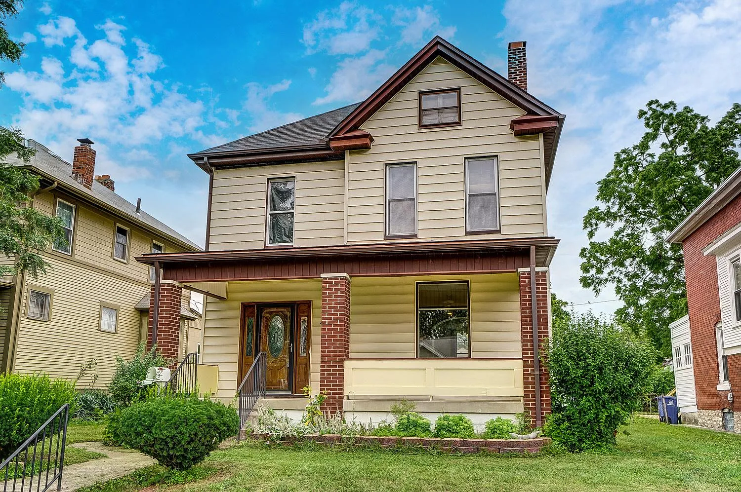 198 Midland Ave photo 1