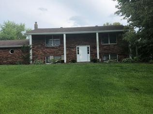 1152 Oak St, Scott City, MO 63780