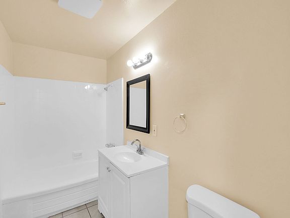 4th image of 3104-3208 W Ramona Rd #3104J