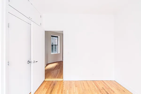 Rented by Sky Management | media 30