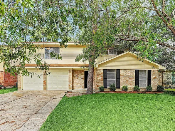 23122 Dew Wood Ln, Spring, TX 77373