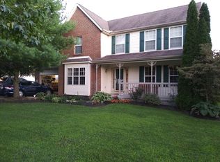 142 Jefferson Ridge Dr, Pataskala, OH 43062