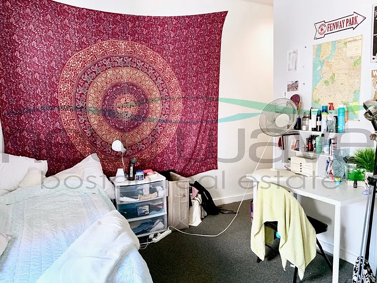 606 Columbus Ave #3R — Photo 11