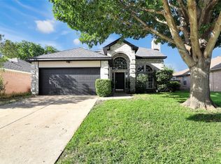 1736 Cedar Tree Dr, Fort Worth, TX 76131