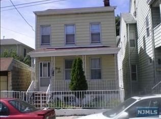 36 Chestnut St, Paterson, NJ 07501