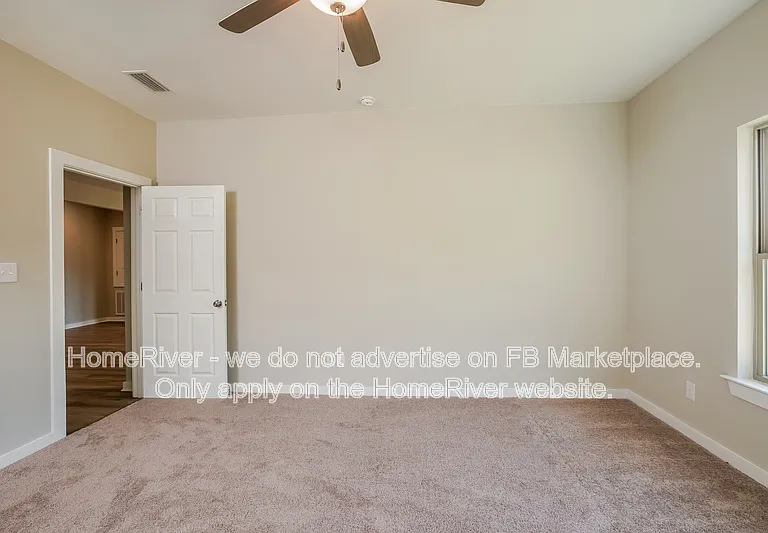 819 Temple St — Photo 5