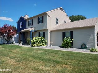 6167 White Oak Dr, Toledo, OH 43615
