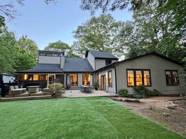 4531 Kings Lake Dr NE, Marietta, GA 30067