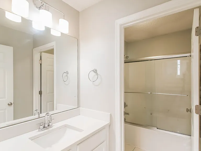 459 Pecan Wood Cir — Photo 16