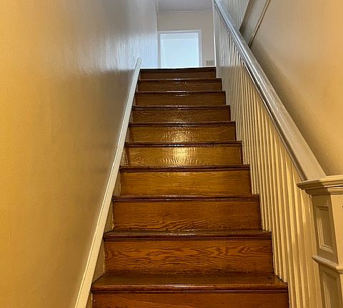 3rd image of 6443 Vine St APT 2