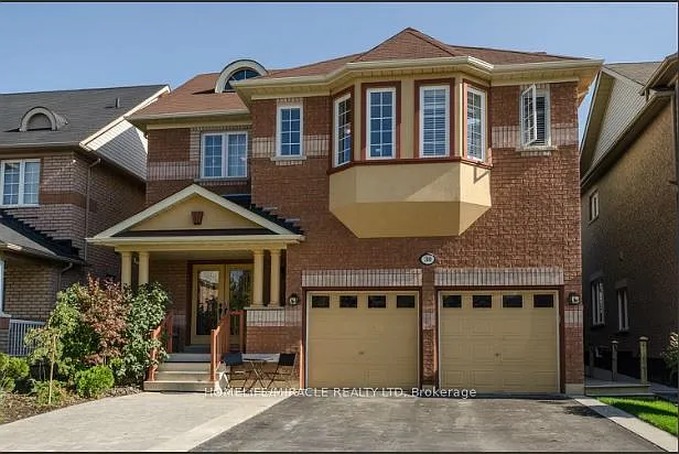30 Masters Green Cres