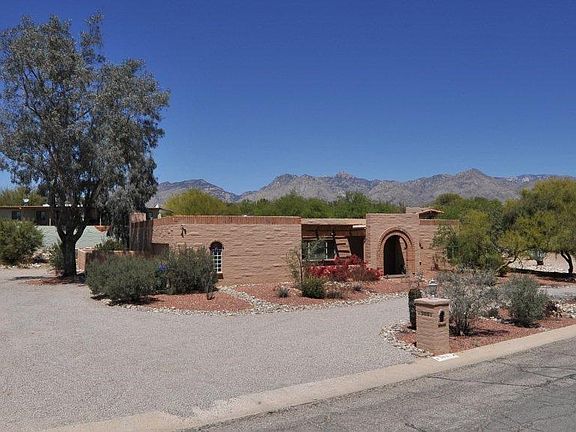 3rd image of 3891 N Hillwood Cir