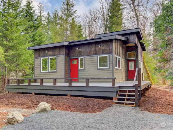 121 Cottonwood Lane, Packwood, WA 98361