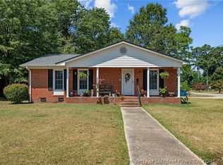 1305 N Park Ave, Dunn, NC 28334