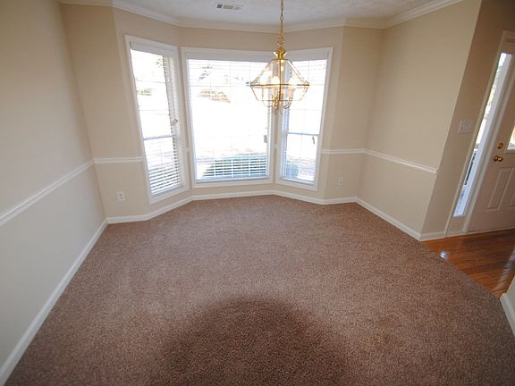 3rd image of 2880 Dogwood Creek Pkwy
