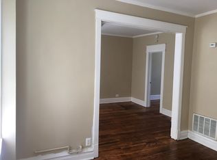 3904 W Thomas St APT 2, Chicago, IL 60651