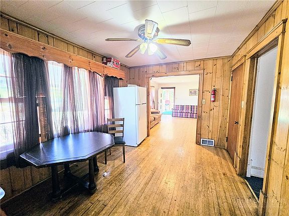 4th image of 270 Wade E Vannoy Dr