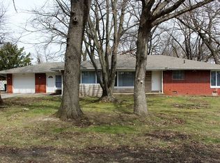 5525 Marcella Rd, Merrillville, IN 46410